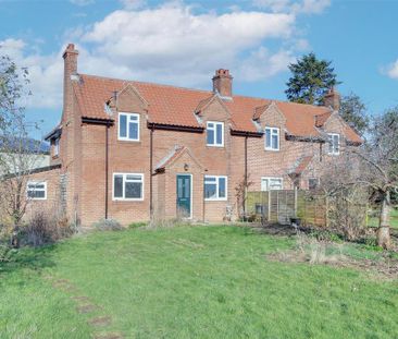 3 bedroom semi-detached house to rent - Photo 4