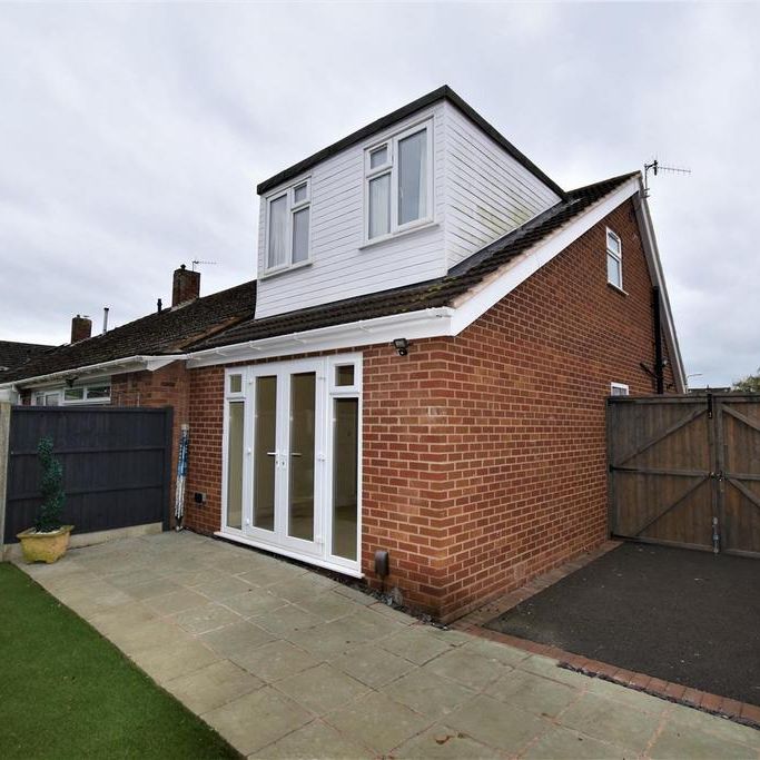 2 bedroom semi-detached house to rent - Photo 1