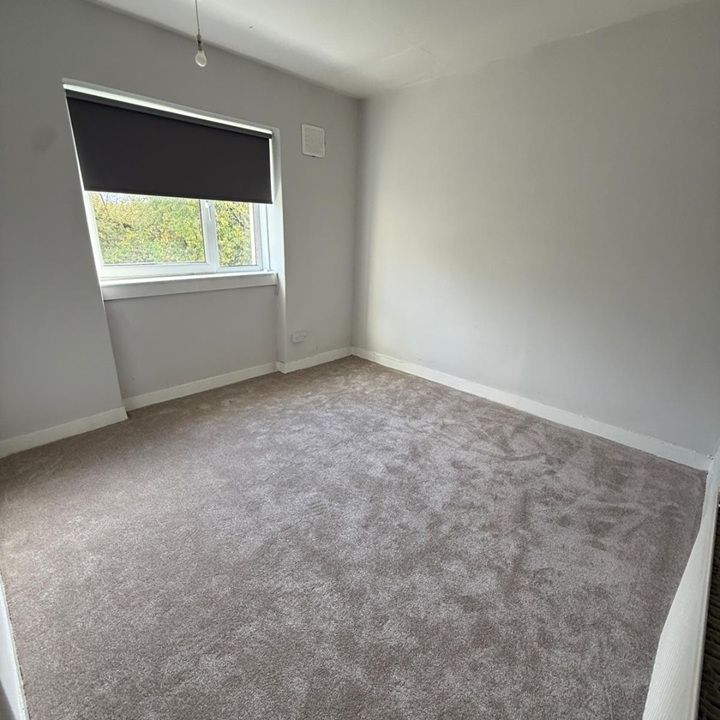 3 Bed Flat, Nethercairn Road, G43 - Photo 1