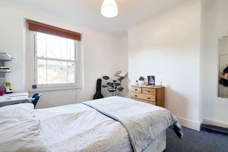 5 bedroom terraced house to rent - Photo 3