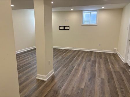 For Lease - 521 Honeylocust Avenue, Kanata, Ontario - Photo 3