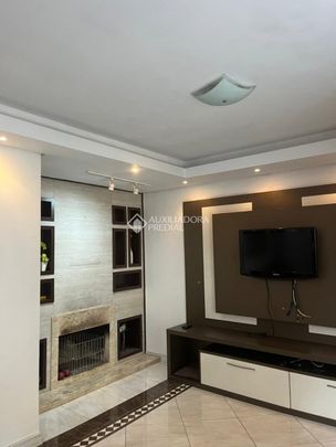 Casa em Condomínio com 4 quartos e 176m² para alugar em Sarandi, Porto Alegre. - Photo 1