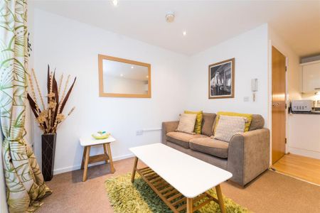 2 bedroom apartment to rent - Photo 2