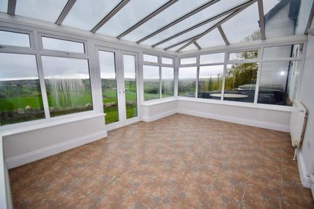 4 bedroom detached house to rent - Photo 4