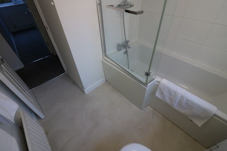 16 Marine Wharf - Photo 3