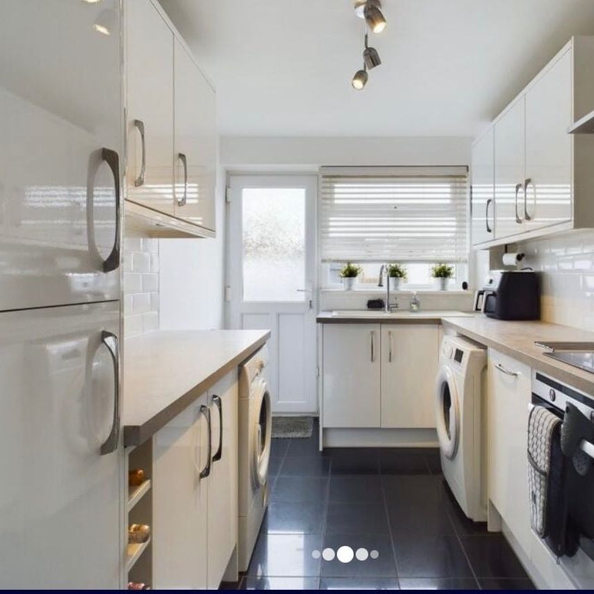 Room in a Shared House, Phillipa, BS14 - Photo 1