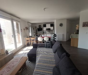 Location F3 meublé -74m² - Centre Guyancourt - Photo 4