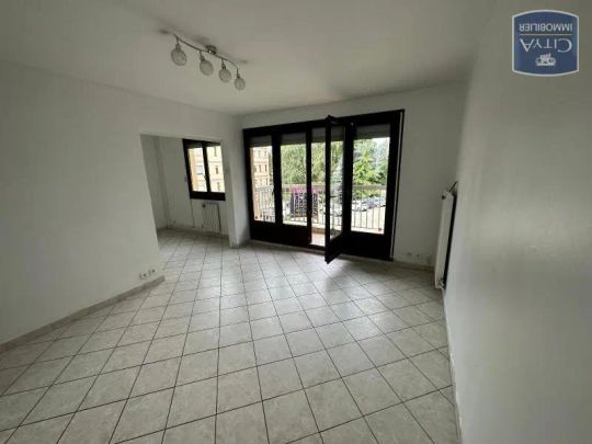 Appartement à louer 5 pièces 87.69m² - Photo 1