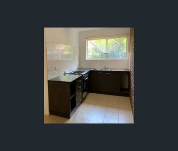 Neat Unit In ideal Location - Photo 6