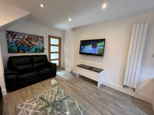 14 Rose Cottages - Photo 1