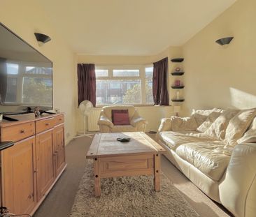 3 bedroom house to rent Catherine Road, Worcester, WR2 - Photo 1