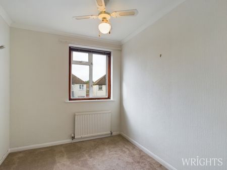 3 bedroom Semi-detached House - Crawford Road, Hatfield - Photo 4