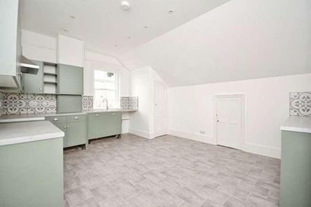 St Mildred S Road, Westgate On Sea, CT8 - Photo 2