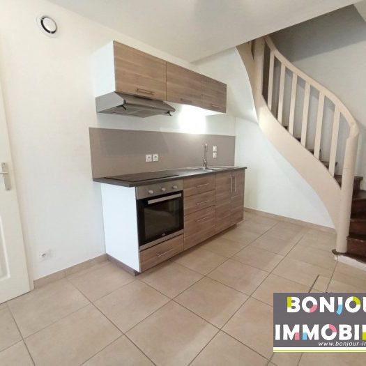 T3 SAINT LAURENT DU PONT - Photo 1