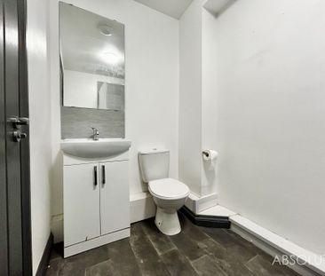1 bed apartment to rent in Union Street, Torquay, TQ2 - Photo 2