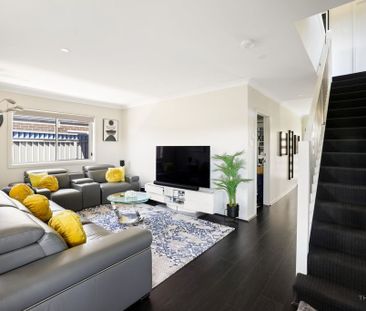 Immaculate Family Home in Prime Jordan Springs Location - Photo 4