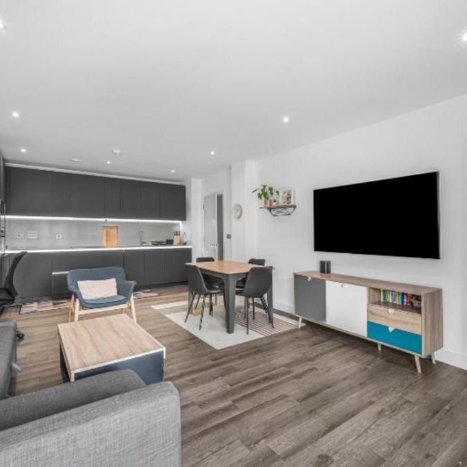 2 bedroom flat to rent - Photo 1