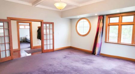 Charming Classic Kiwi Bungalow in Woburn, Lower Hutt - Photo 4