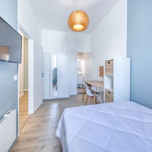 ANGLETERRE Colocation 5 chambres à Nice - Photo 2