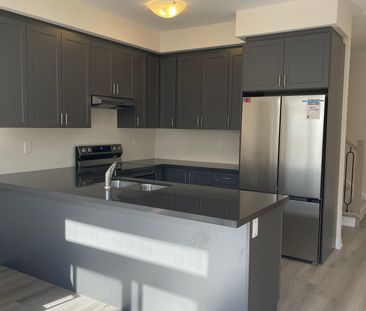 For Lease - 149 Gear Avenue, Erin, Ontario - Photo 5