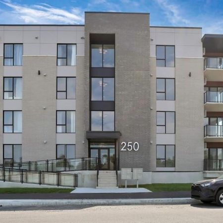 2 CH - 1 SDB - Gatineau - $2,100 /mo - Photo 3