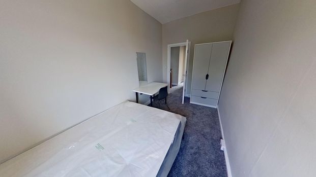 Kings Road , Hyde Park - Photo 1