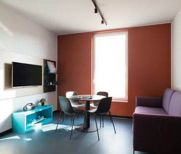 Via Carlo Amoretti, Milan, Lombardy 20157 - Foto 1