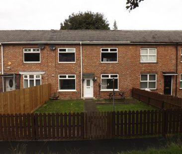 2 bedroom semi-detached house to rent - Photo 4