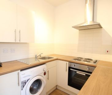 1 bedroom apartment to rent - Photo 2