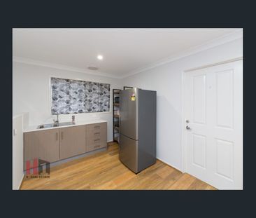 A Bedroom In A Brand New House! - Photo 4