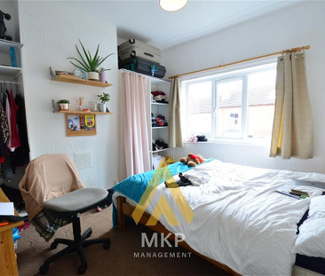 4 bedroom terraced house to rent - Photo 4