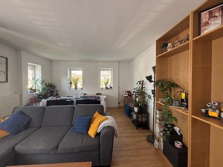 Location Appartement 3 pièces 75m² BORDEAUX 33300 - Photo 3