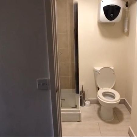 Room in a Shared Flat, Saffron Court, CV1 - Photo 4