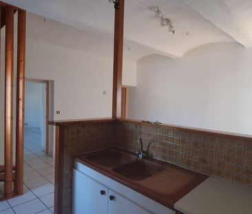 Location Appartement 4 pièces 60m² CHOMERAC 07210 - Photo 5