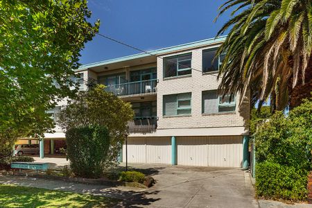 Thinking of selling? Contact our agent - Photo 3