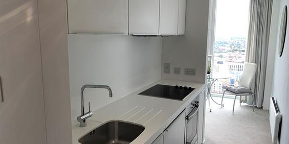 Studio to rent - Photo 3