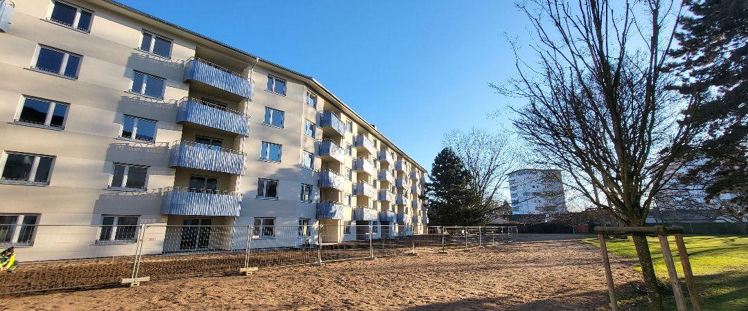 NEUBAU - 2-Zimmer Wohnung im 1. OG mit Balkon (Nr.6) nur mit Wohnberechtigungsschein (45 qm) - Foto 1