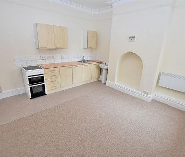 Studio to rent - Photo 2