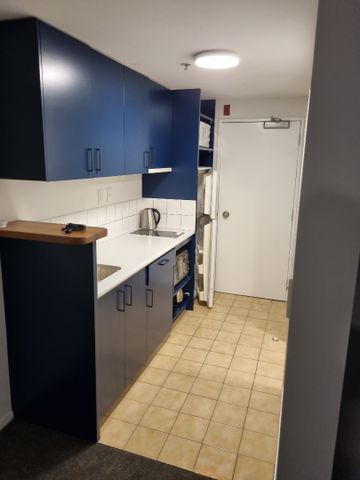 CBD Studio – Ideal for Student or Professional - Photo 4