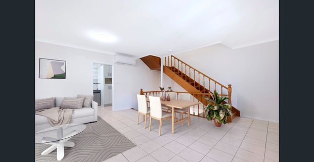 Terrace style townhouse - Photo 1