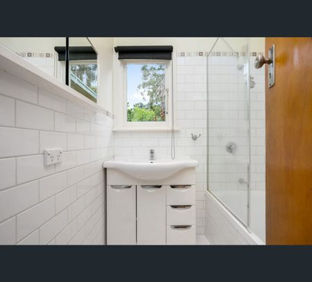 29 Evelyn Road, Ringwood North, Vic 3134 - Photo 5