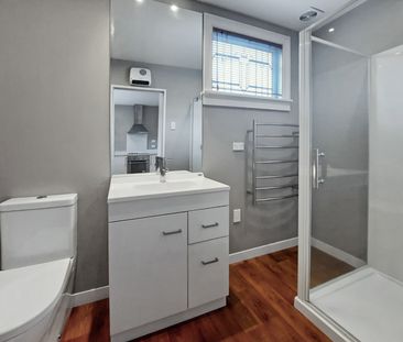 1/24 Buffon Street, Waltham - Photo 1