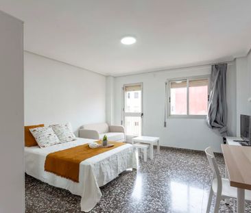 Calle Calvo Acacio, Valencia, Valencian Community 46017 - Photo 5