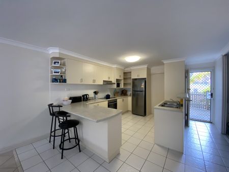 12/2 Fitzgerald Street, Coffs Harbour - Photo 2