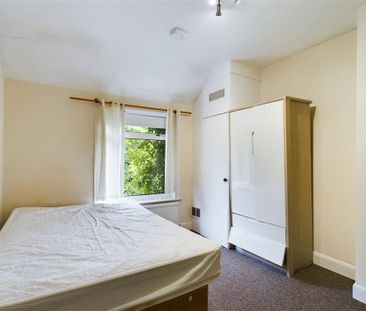 4 bedroom terraced house to rent - Photo 6