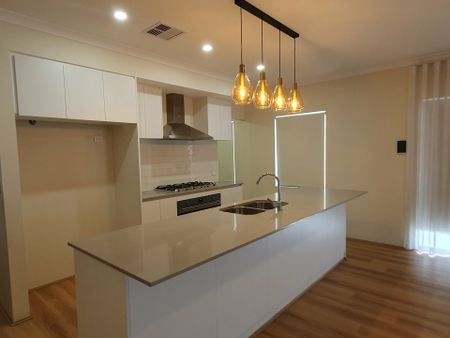 Spacious 4 x 2 Family Home with Study, Theatre & Quality Finishes - Photo 2