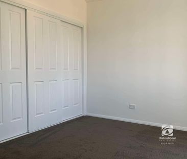 RENOVATED RIPPER ON ROBIN - Photo 2