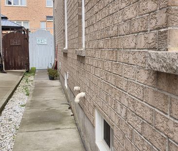 For Lease - 47 Niceview Drive, Brampton, Ontario - Photo 2