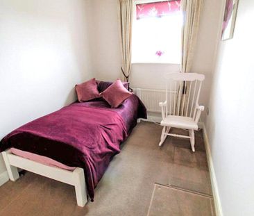 3 bedroom semi-detached house to rent - Photo 5