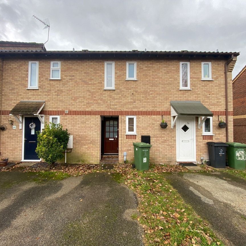 Thyme Close, Thetford - Photo 2